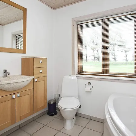 8 Person In L Kken Holiday home *